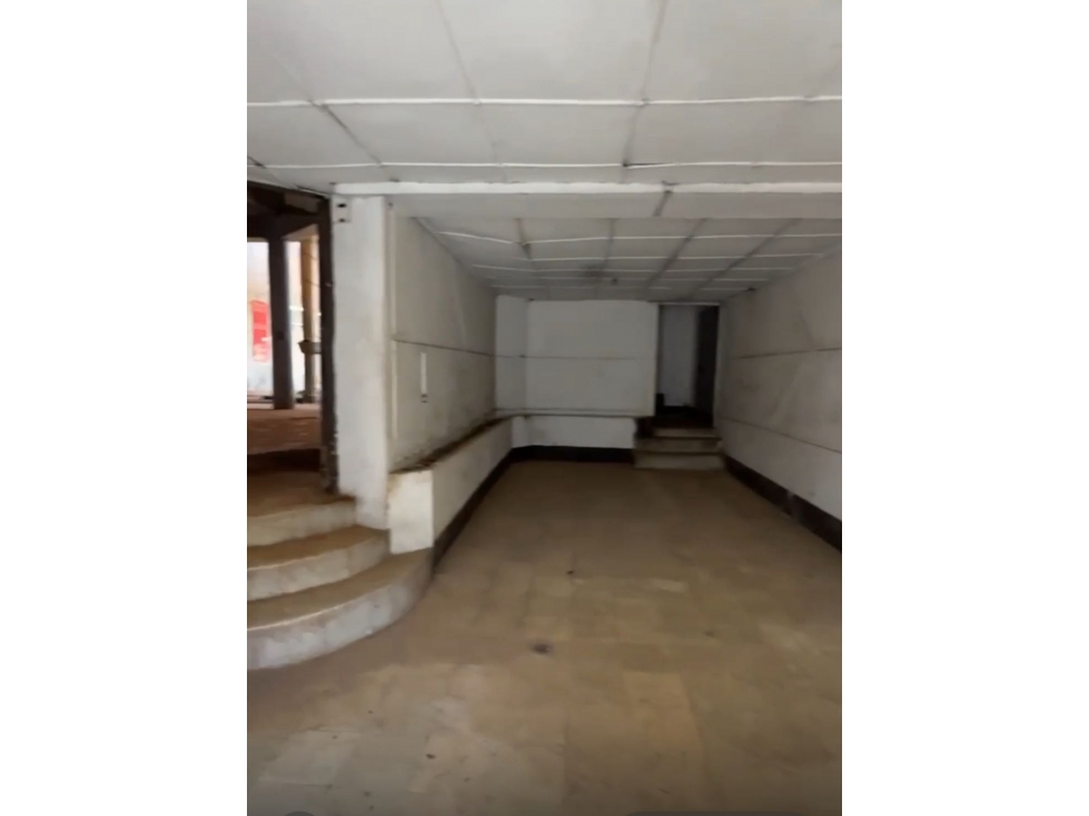 VENTA DE CASA LOTE COMERCIAL CENTRO DE MEDELLÍN cerca a VILLANUEVA — foto 2