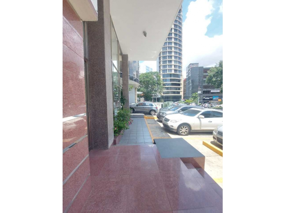 VENTA DE EDIFICIO COMERCIAL EN OBARRIO - 4