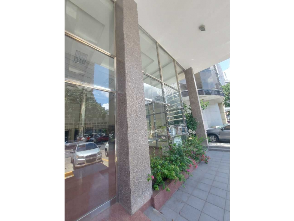 VENTA DE EDIFICIO COMERCIAL EN OBARRIO - 5