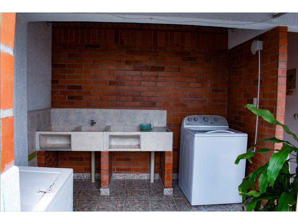 Venta Edificio-Oportunidad de Inversión con Alta Rentabilidad - Tulua - 5