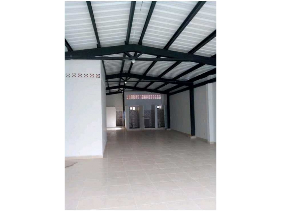 VENTA DE EDIFICIO DE LOCALES, RENTANDO. — foto 2