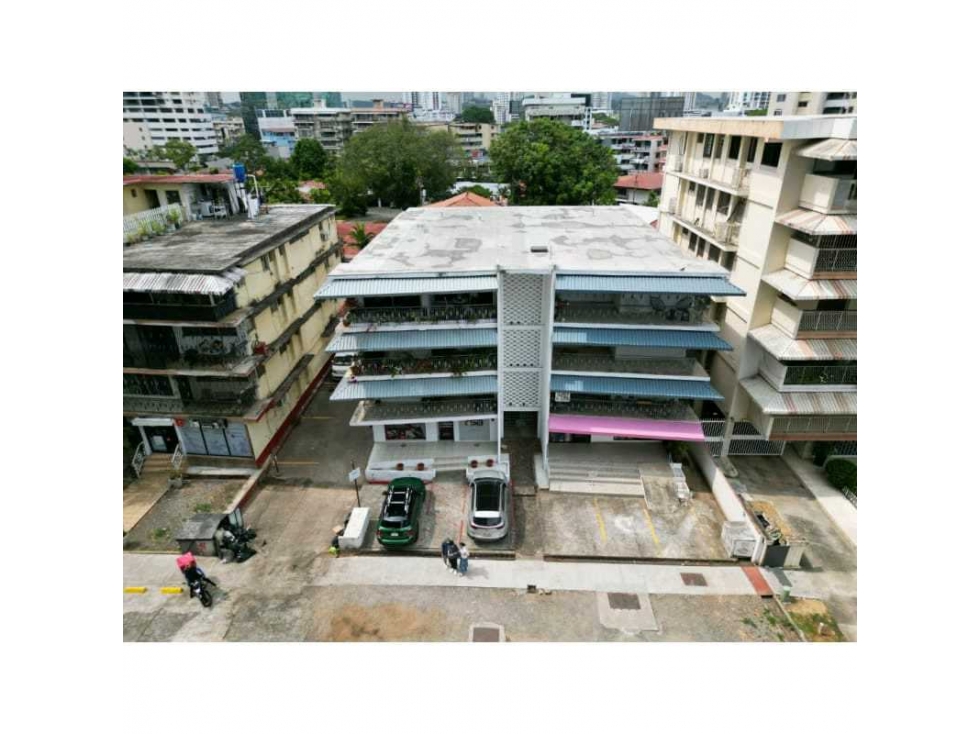 VENTA DE EDIFICIO EN BELLA VISTA 1200 m2 - 2