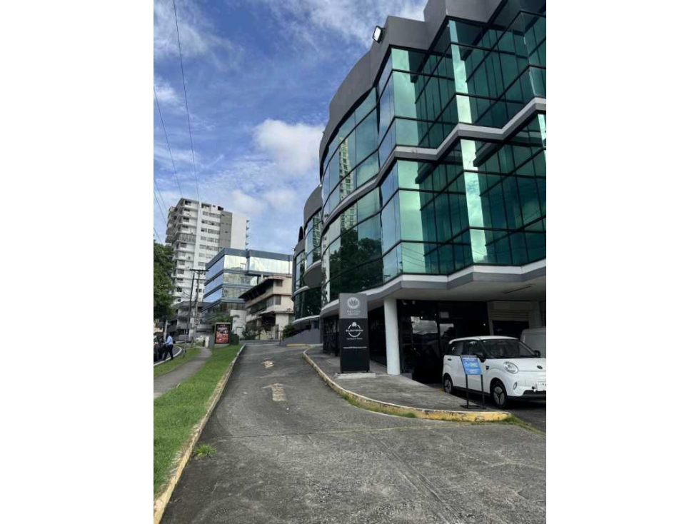 VENTA DE AMPLIA PROPIEDAD EN EL CARMEN CON 2292M2 JP - 2
