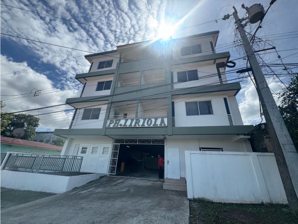 Edificio en venta nuevo y cerca del metro | Liriola, Pueblo Nuevo