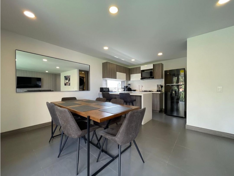 Venta de espectacular apartamento en Castropol amoblado