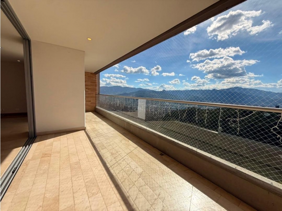 Apartamento Altos del Poblado | 217 m² | gran balcón panorámico