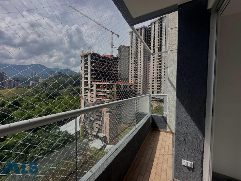 VENTA DE ESPECTACULAR APARTAMENTO EN SABANETA(MLS#269285) — foto 4
