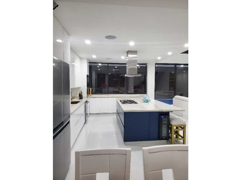 VENTA DE ESPECTACULAR CASA CON PISCINA A SOLO 20 MINUTOS DEL POBLADO - 6