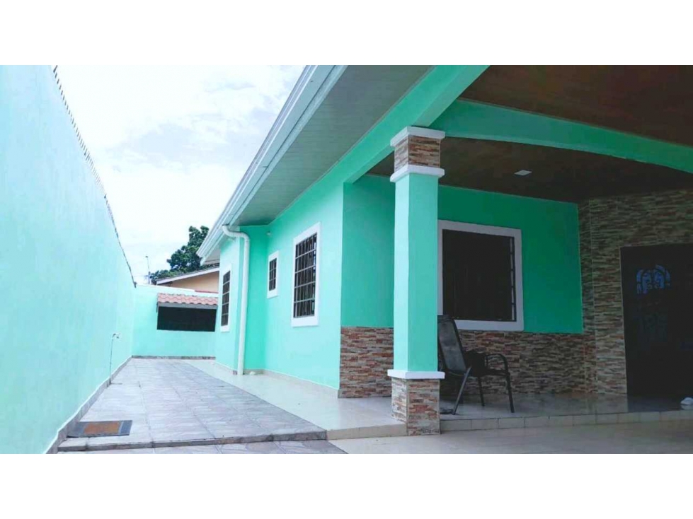 VENTA DE ESPECTACULAR CASA EN PENONOMÉ, VALLE DEL RÍO - 6