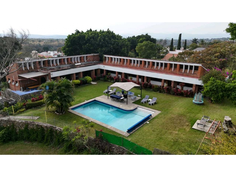 Venta de ESPECTACULAR CASA, en Lomas de Cocoyoc, Oaxtepec, Morelos - 1