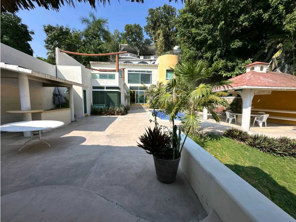 Venta de Espectacular casa junto al Lago de Tequesquitengo, Morelos - 3