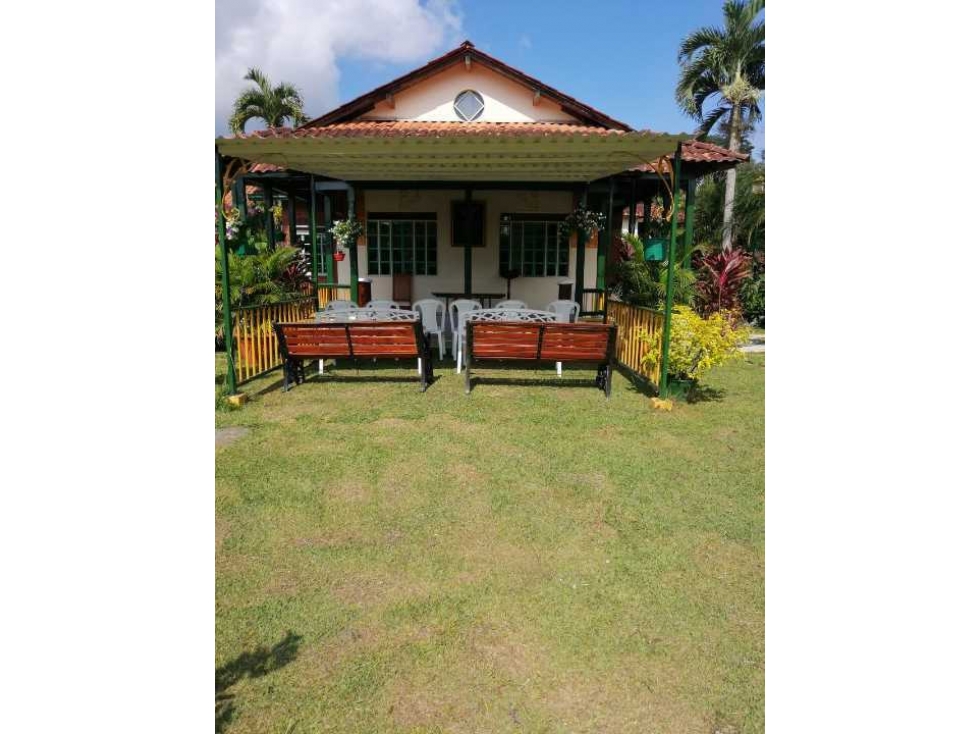 Venta de espectacular chalet para turismo en La Tebaida Quindio — foto 2