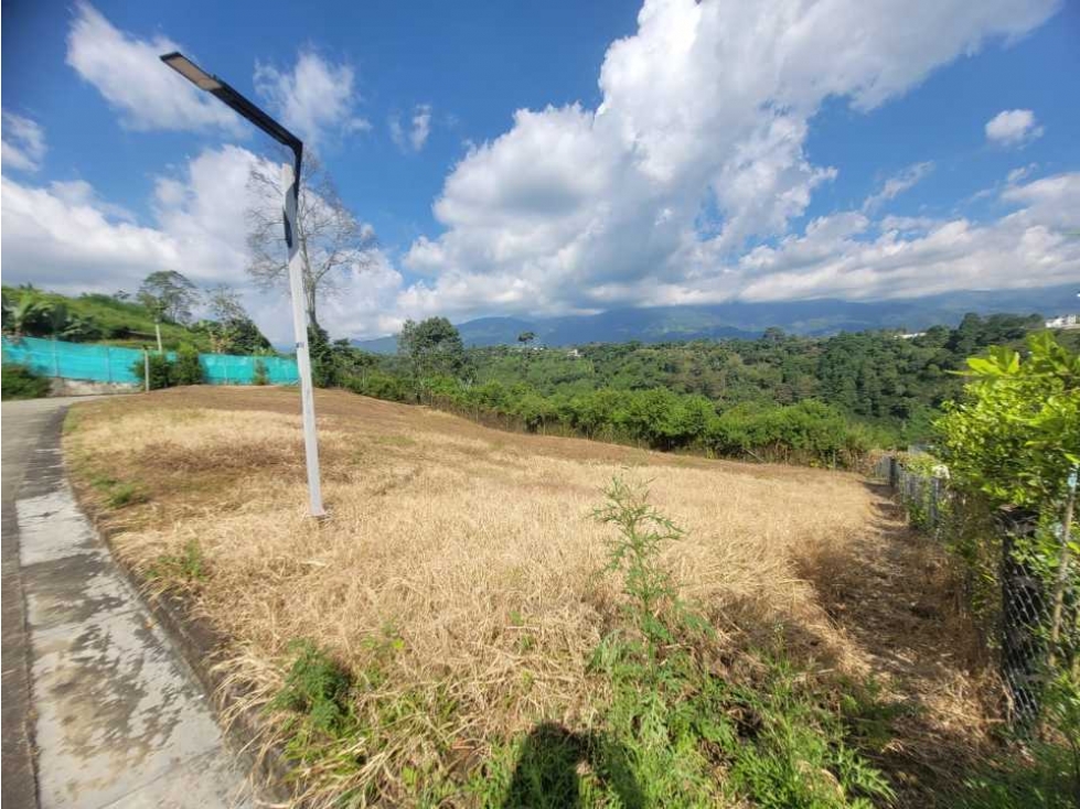 VENTA DE ESPECTACULAR LOTE EN CONJUNTO CERRADO VIA AL CAIMO — foto 4