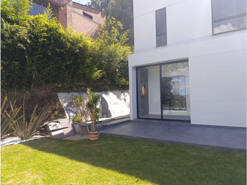VENTA DE EXCLUSIVA CASA EN ENVIGADO- LOMA DEL ESCOBERO — foto 3