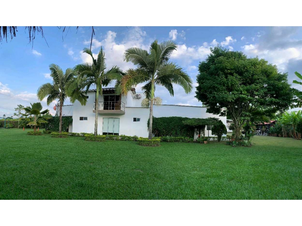 VENTA DE EXCLUSIVA PROPIEDAD CAMPESTRE EN CERRITOS