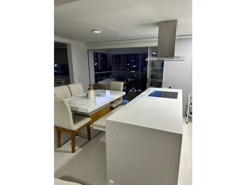 VENTA DE EXCLUSIVO APARTAMENTO EN SURAMERICA
