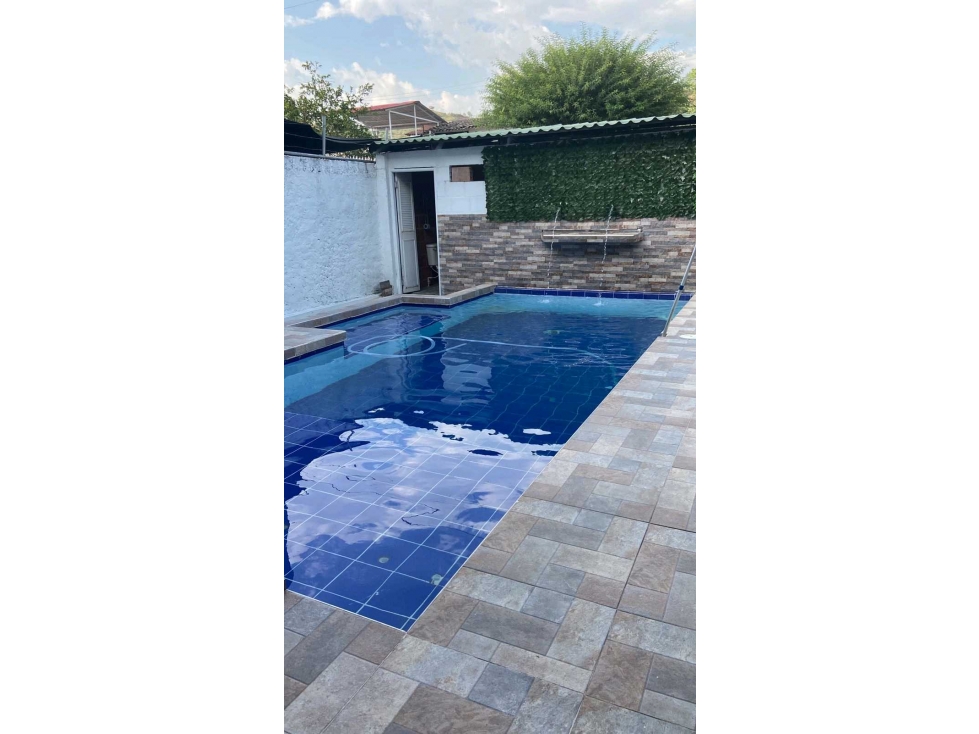 FINCA EN VENTA VEREDA CHONTADURO BARRIO LAS FLORES — foto 2