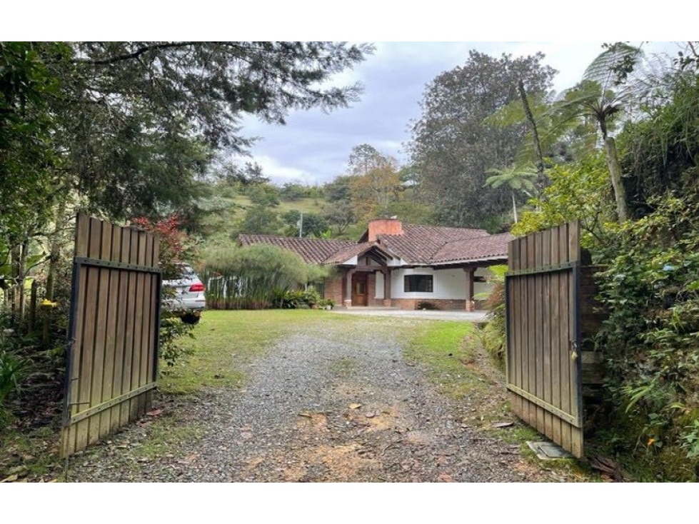 Venta de finca en La Fe — foto 2