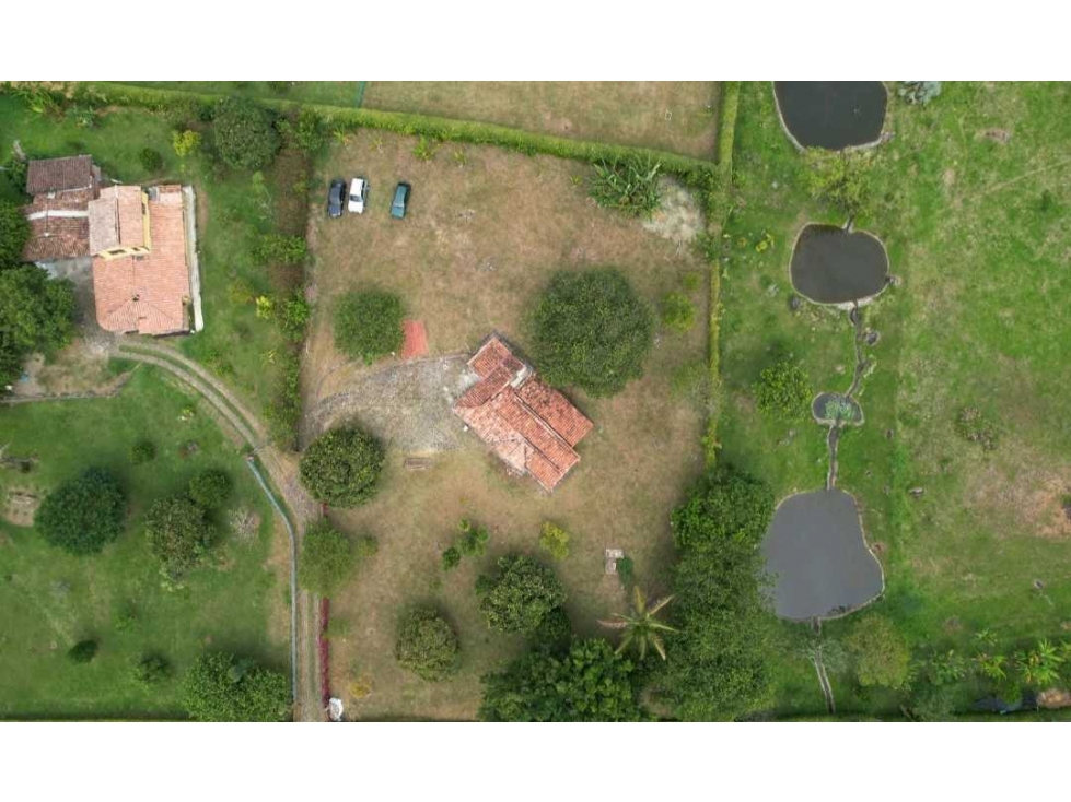 VENTA DE FINCA EN PARCELACIÓN EN COPACABANA.