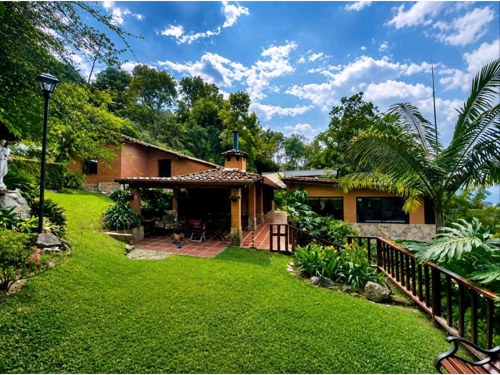 VENTA FINCA INDEP EN PLENA CIUDAD IDEAL VIVIENDA CAMPESTRE O EMPRESA