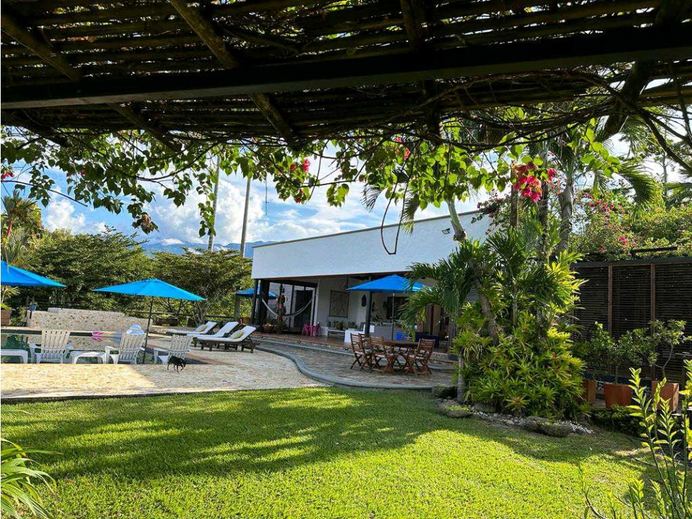 VENTA DE FINCA EN PUENTE IGLESIAS - 1