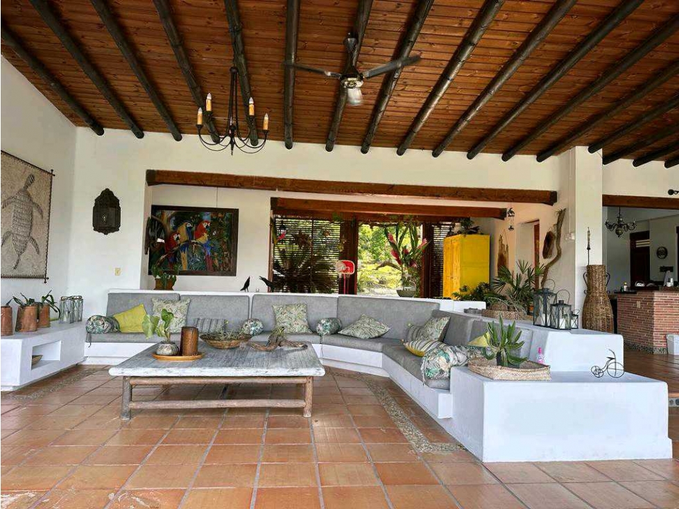 VENTA DE FINCA EN PUENTE IGLESIAS - 2