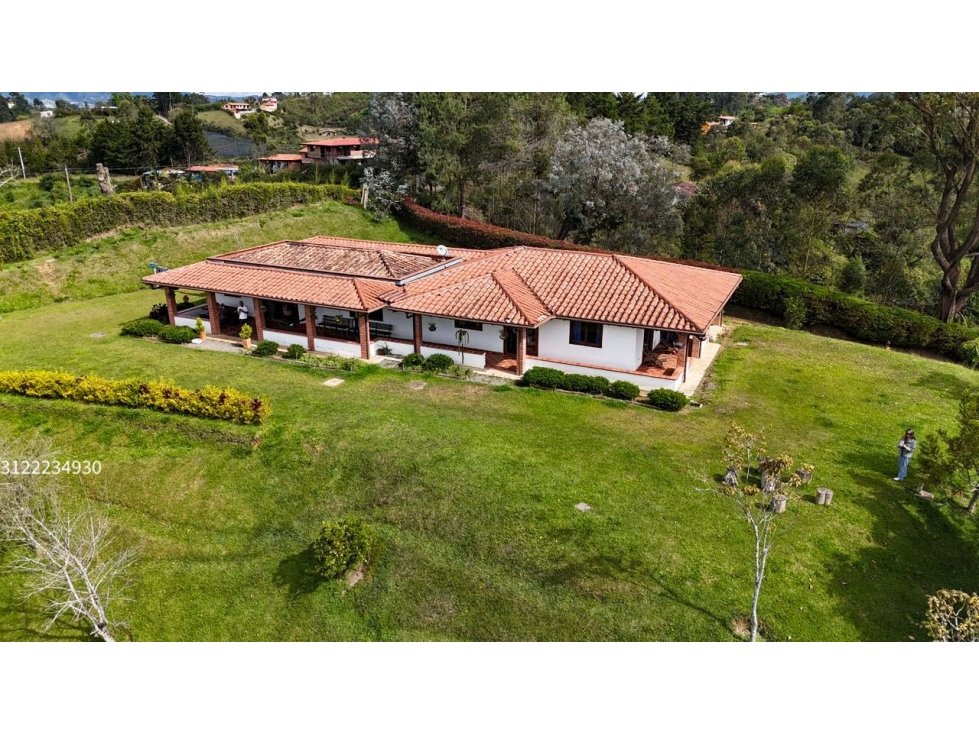VENTA DE FINCA EN RIONEGRO / VÍA EL CARMEN — foto 2