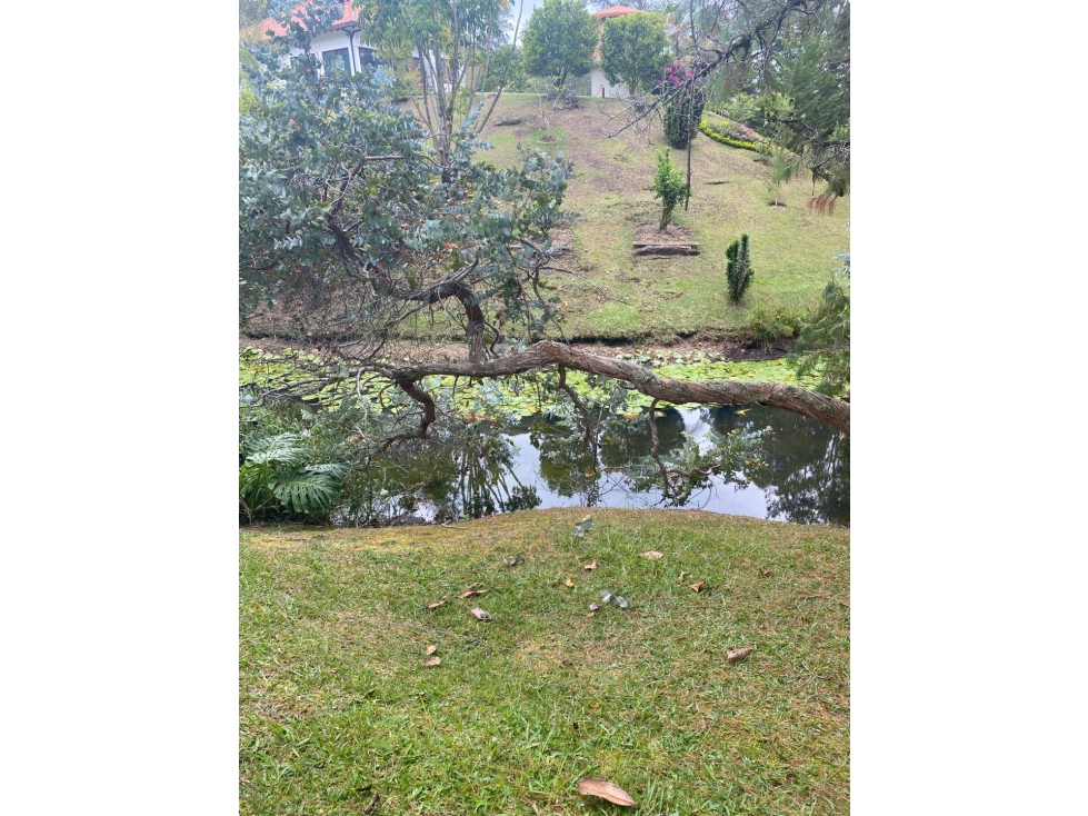 Venta de Casa en San Antonio la Ceja con vista al lago - 3