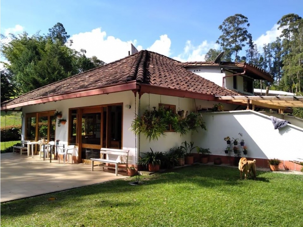Venta de Casa en San Antonio la Ceja con vista al lago - 4