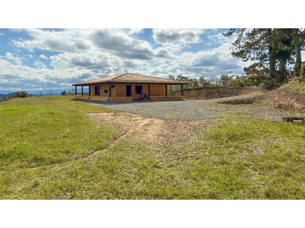 VENTA DE FINCA EN SAN VICENTE con INCREÍBLE VISTA 360