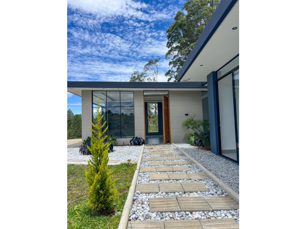 VENTA DE FINCA EN SAN VICENTE VEREDA LA PORQUERA