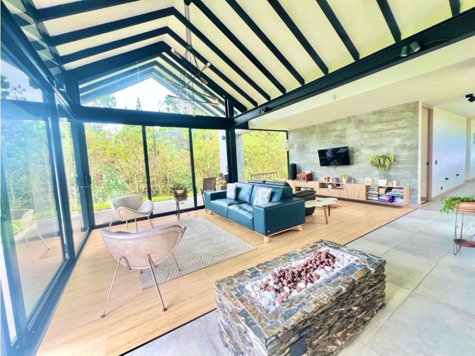 Venta de casa campestre, Envigado, La Catedral