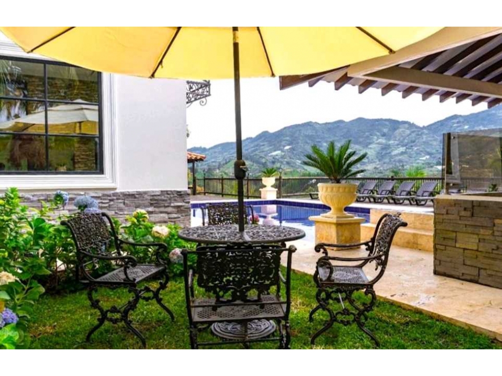 VENTA DE FINCA HOTEL BOUTIQUE EN EL PEÑOL CON VISTA A LA REPRESA. - 4