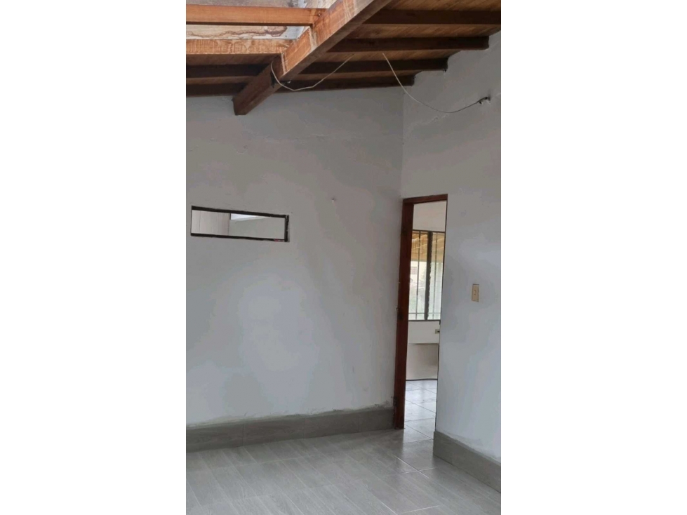 VENTA DE FINCA INDEPENDIENTE EN EL ALTO DE PALMAS SECTOR LA ESPERANZA — foto 4