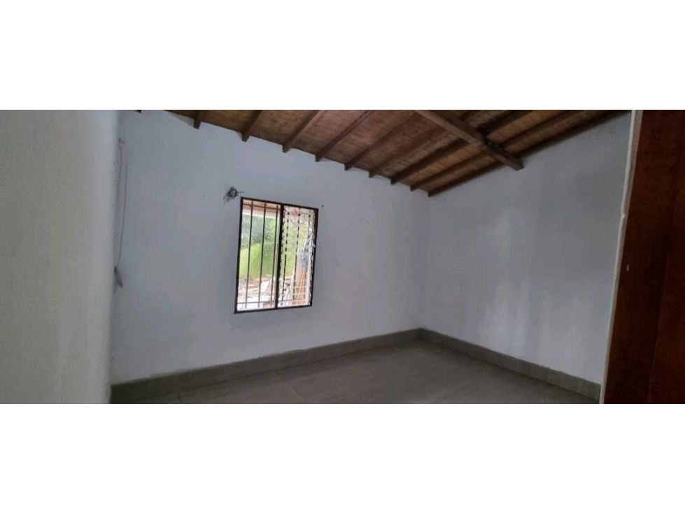 VENTA DE FINCA INDEPENDIENTE EN EL ALTO DE PALMAS SECTOR LA ESPERANZA — foto 5
