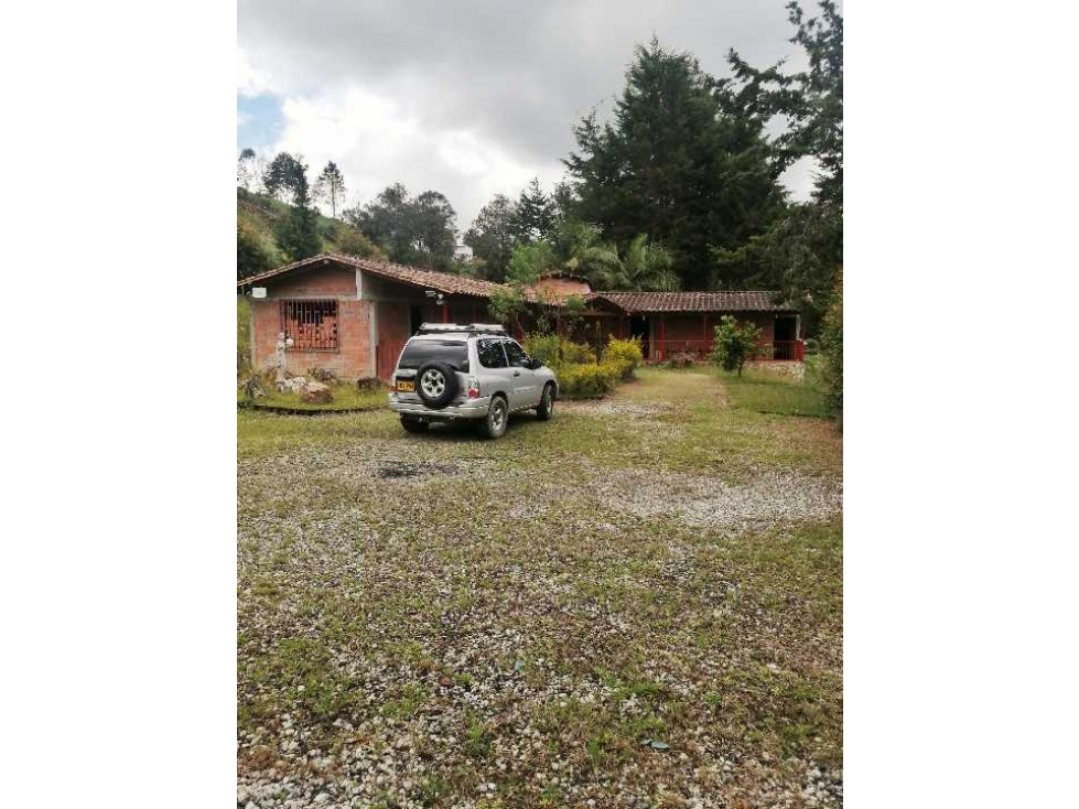 Finca en venta Guarne Antioquia vereda Chaparral — foto 3