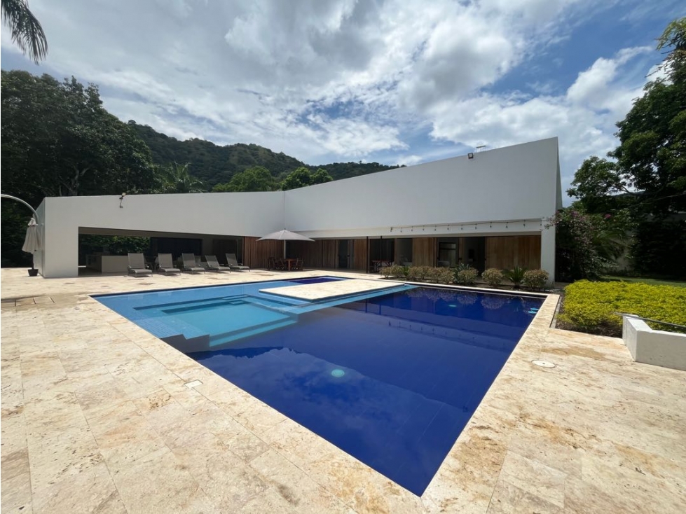 Venta de Finca Santa Fé de Antioquia, Unidad Cerrada Cerca al Cauca — foto 2