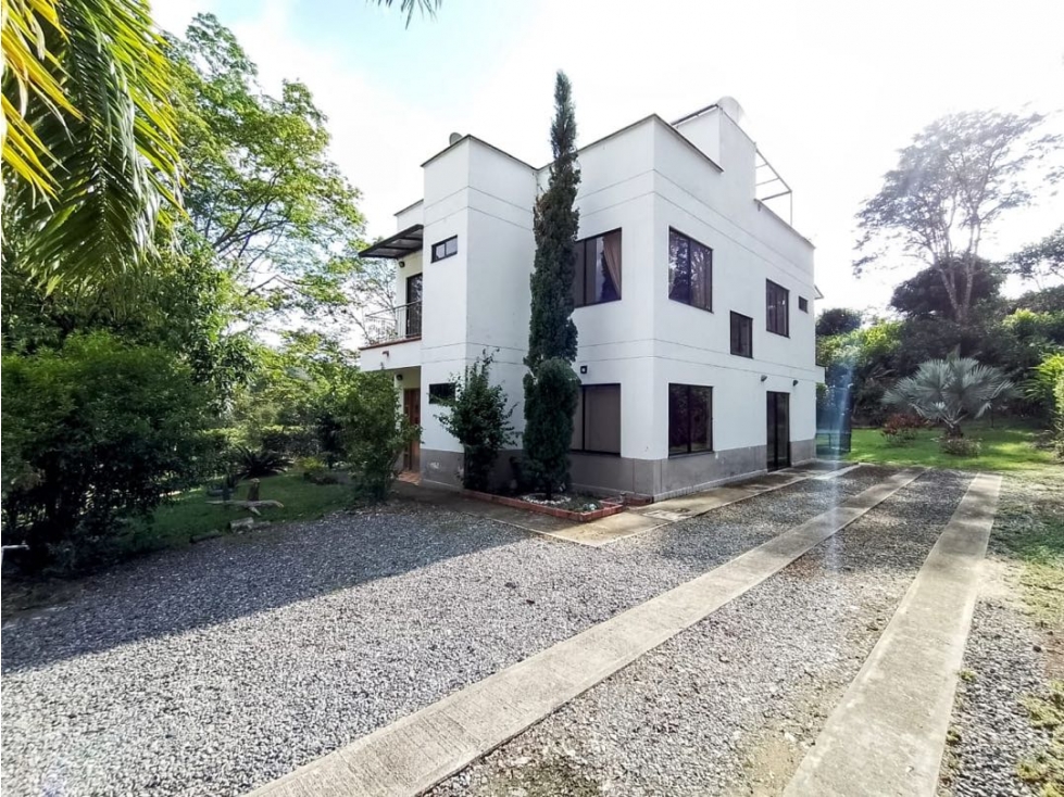 VENTA DE FINCA AMOBLADA SOPETRAN ANTIOQUIA