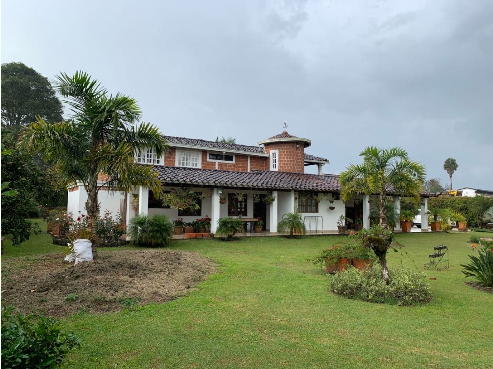 Venta de Finca Tradicional en Llanogrande Ubicación y Topografía Plana — foto 5