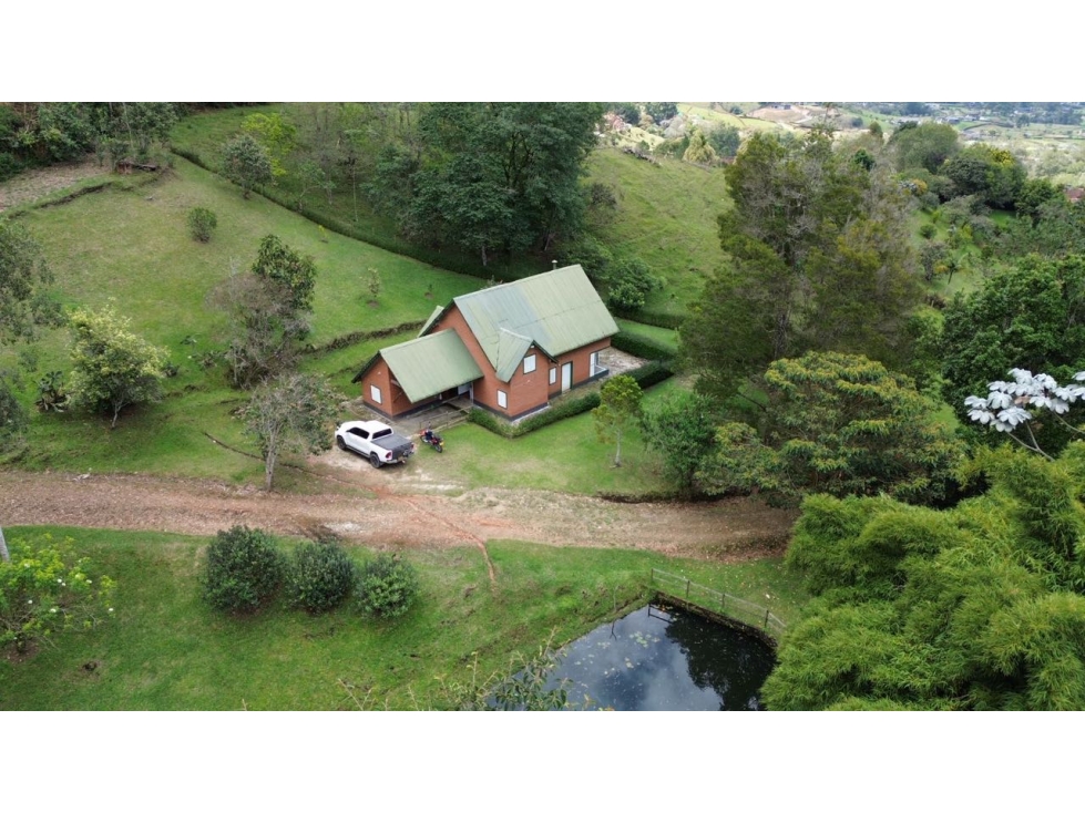 Venta De finca Tradicional en la Ceja en parcelacion
