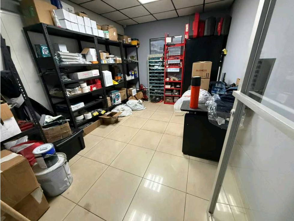 Venta de galera de 740 mts2 en Pueblo Nuevo — foto 5