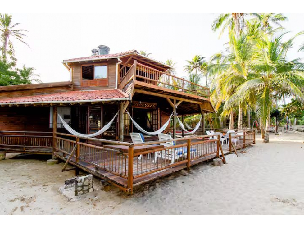 Venta de hermosa cabaña con vista al atardecer | Isla Fuerte | 130mts2 - 4
