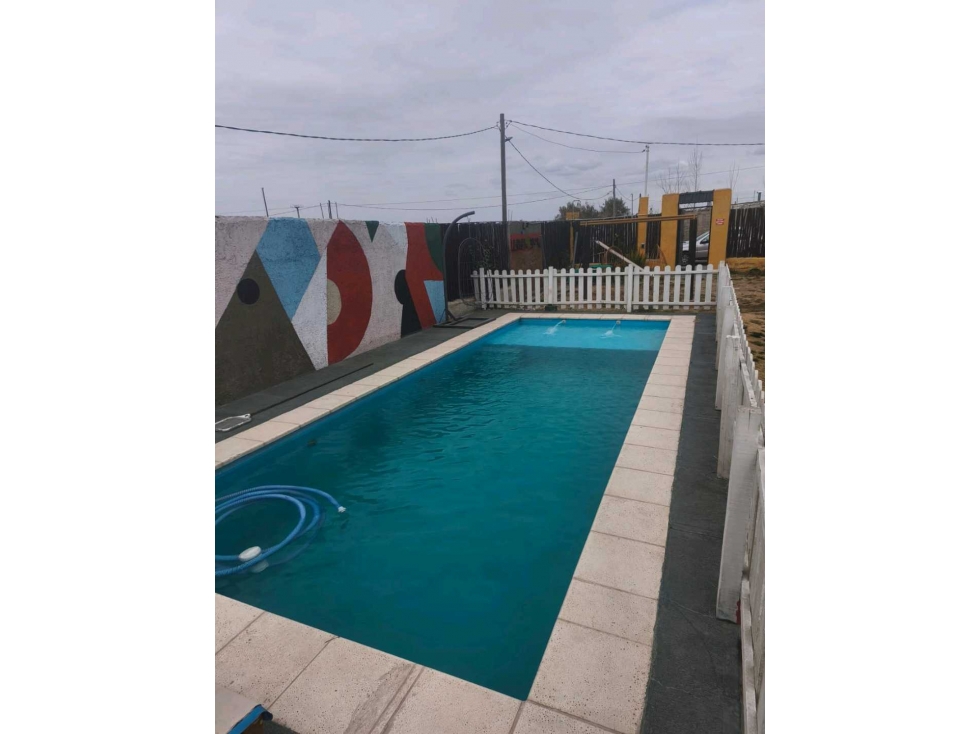 VENTA DE HERMOSA CASA CON PISCINA EN LUJÁN DE CUYO - 3