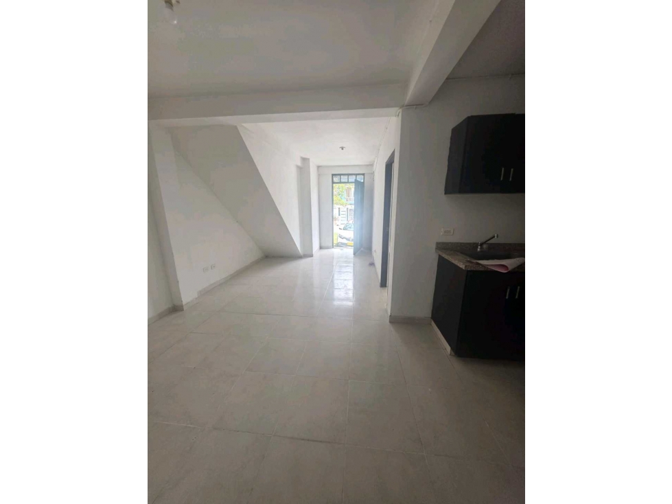 Venta de Hermosa Casa de dos pisos Independientes con Terraza — foto 3