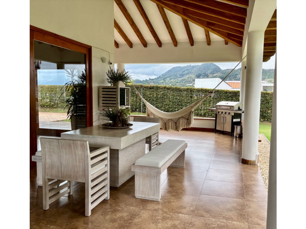 Venta de hermosa casa en el Carmen de viboral — foto 5