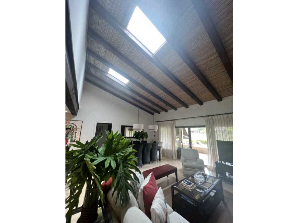 VENTA DE HERMOSA CASA EN EL EXCLUSIVO BUENAVENTURA, BRISTOL. - 4