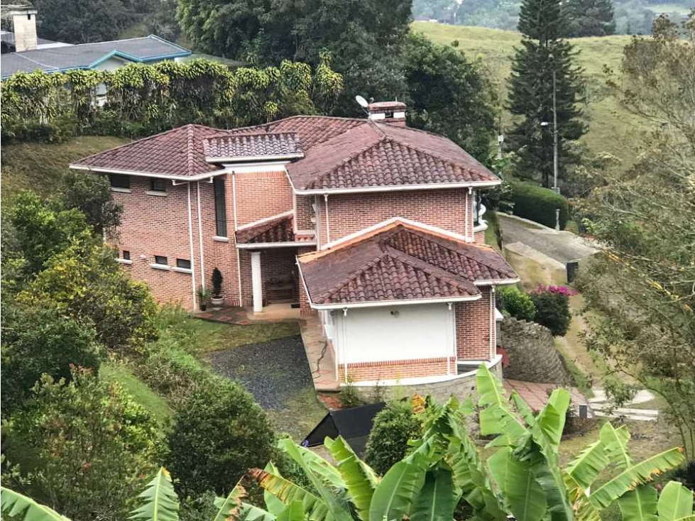 Venta de hermosa Casa en el Retiro ,sector Fizebad - 1