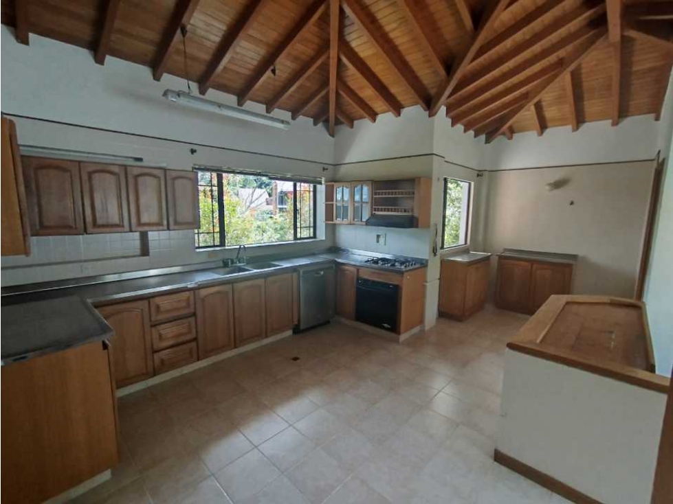 Venta de hermosa Casa en el Retiro ,sector Fizebad - 5