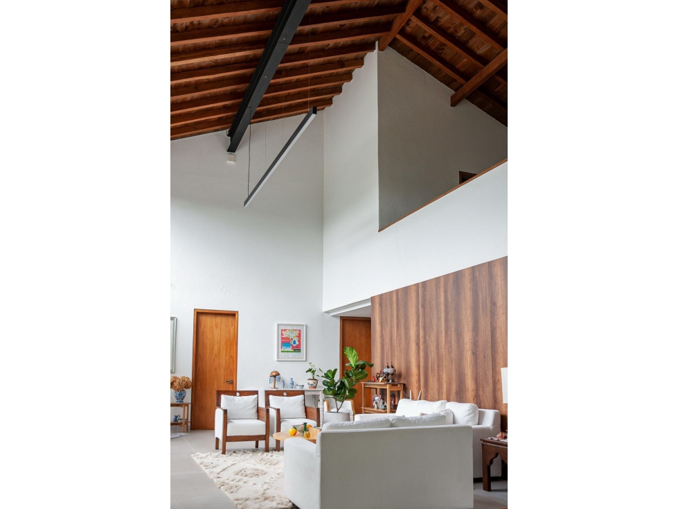 Casa en El Retiro | 262 m² | agua propia, 2 accesos — foto 5