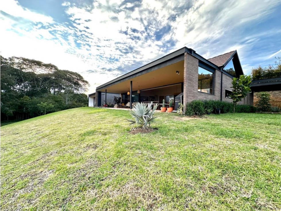 Venta de hermosa casa en la ceja unidad exclusiva — foto 3